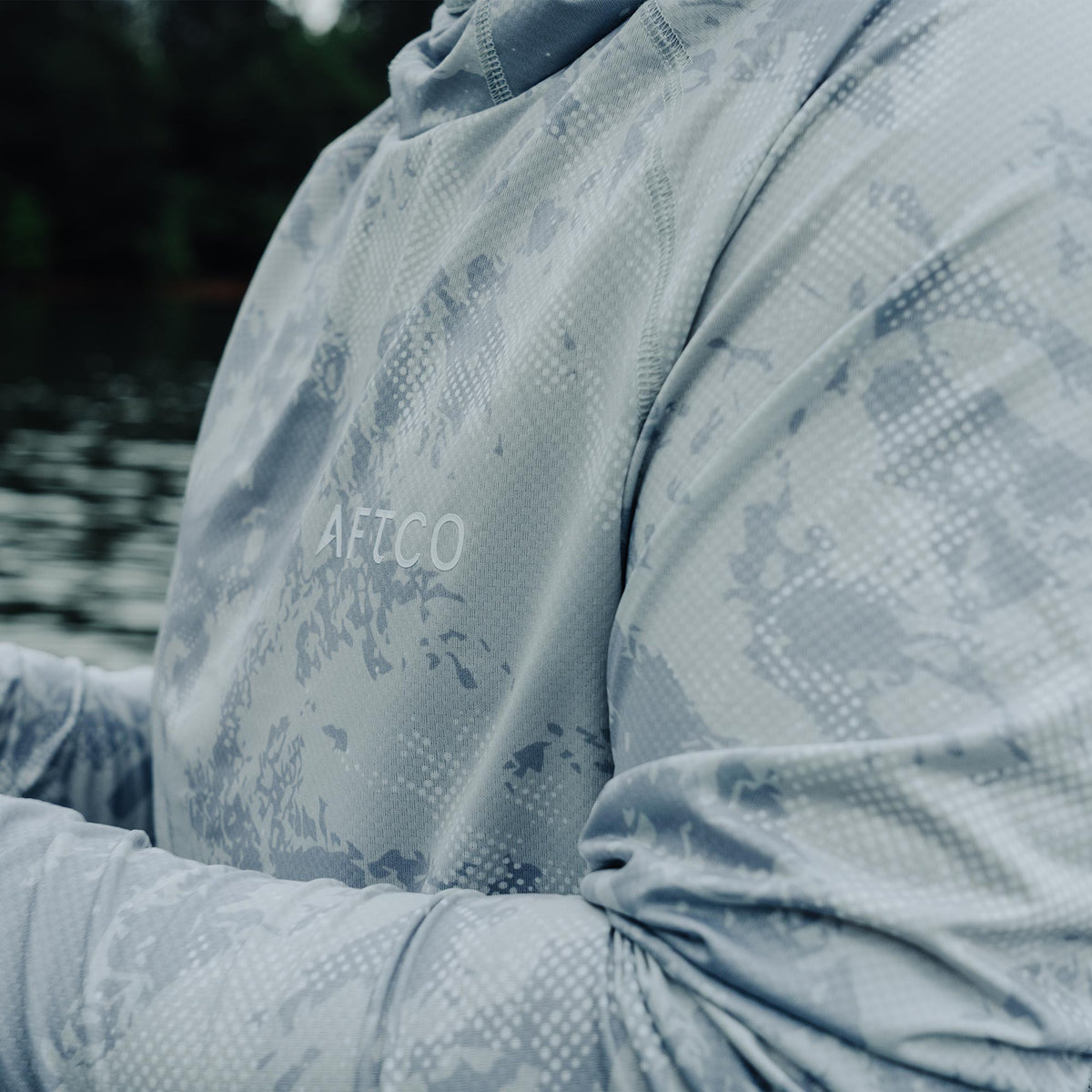 Mens Adapt Phase Change Hooded Fishing Shirt - AFTCO