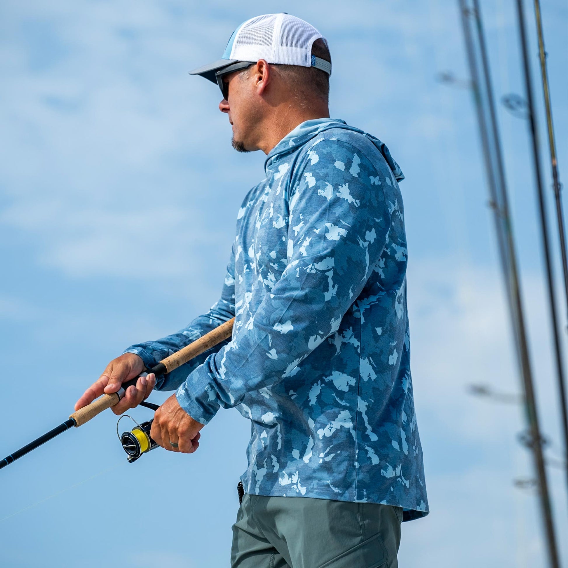 Mens Ocean Bound Hooded Performance Shirt - AFTCO