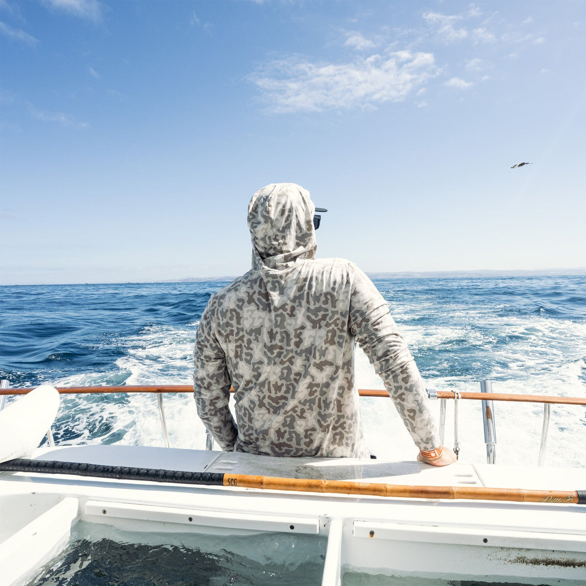 Mens Ocean Bound Hooded Performance Shirt - AFTCO