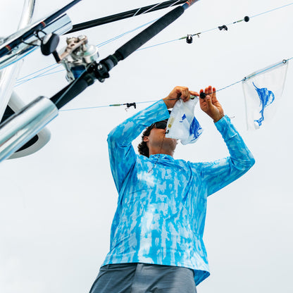 Mens Adapt Phase Change Hooded Fishing Shirt - AFTCO