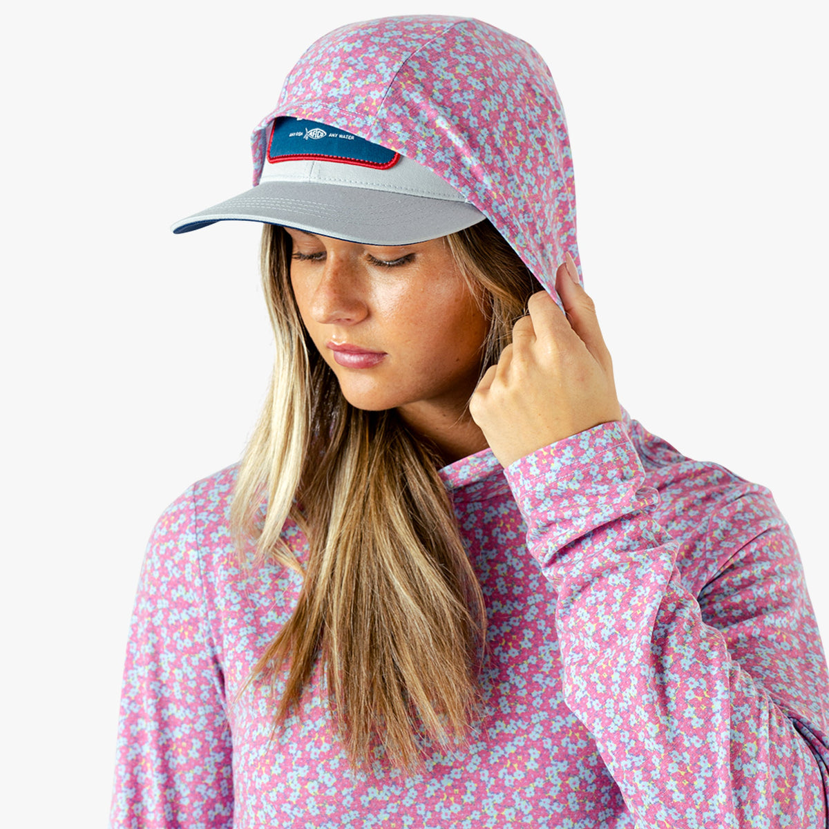Womens Women's Ocean Bound Hooded Performance Shirt - AFTCO