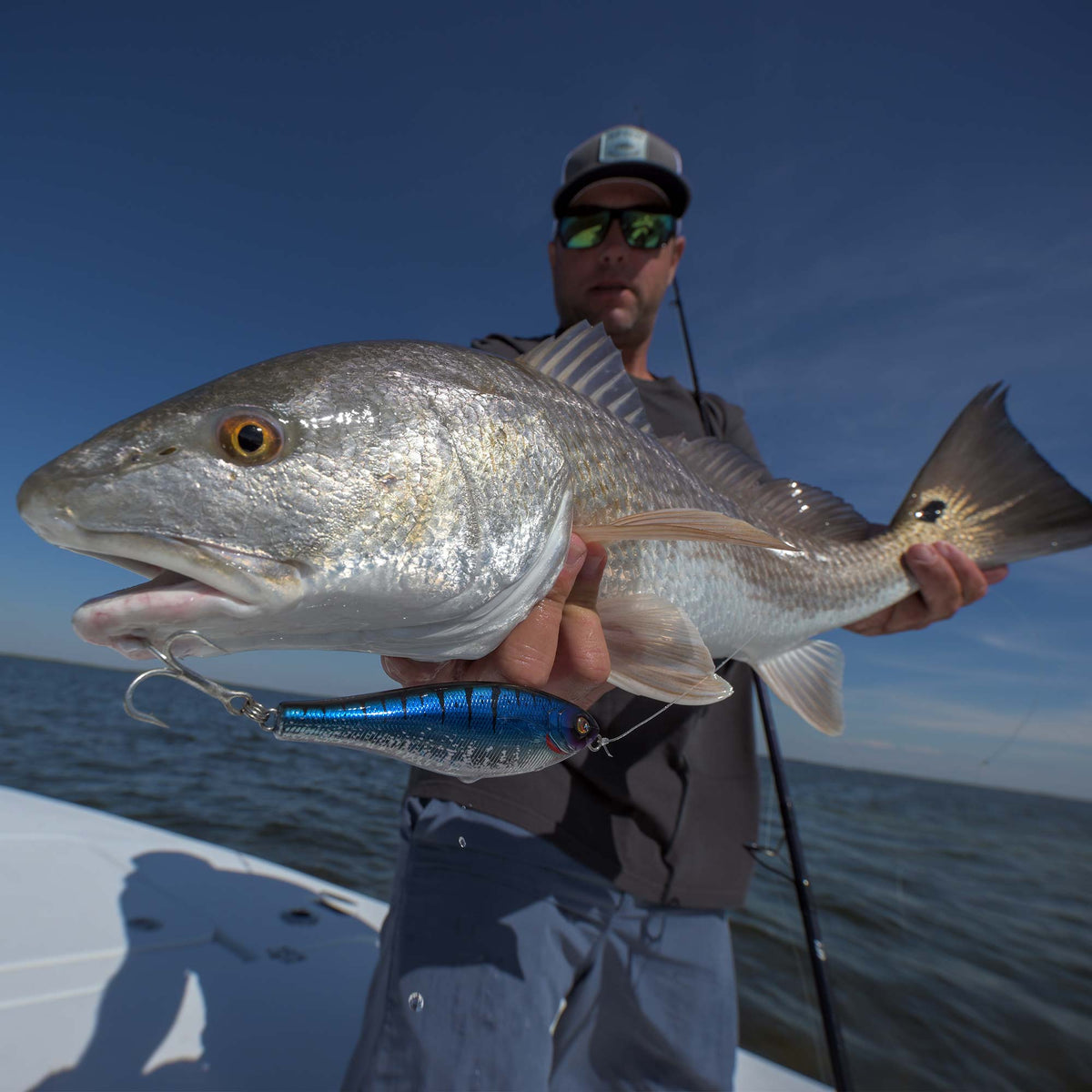Tackle & Gear Blue Fever Swimmer - AFTCO