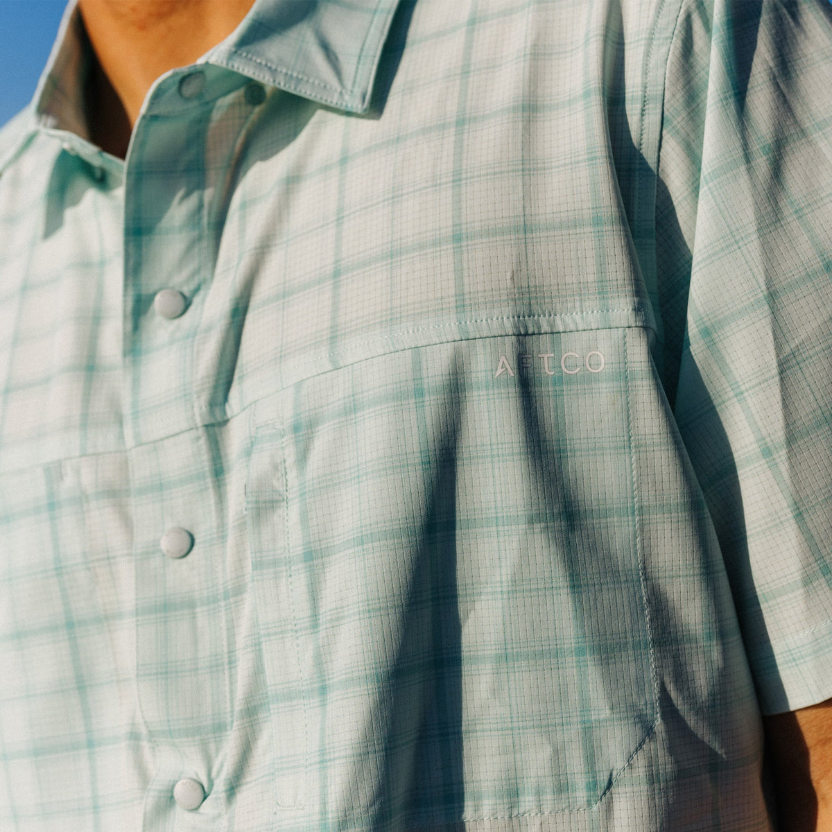 Mens Seabreeze Short Sleeve Button Down Shirt - AFTCO