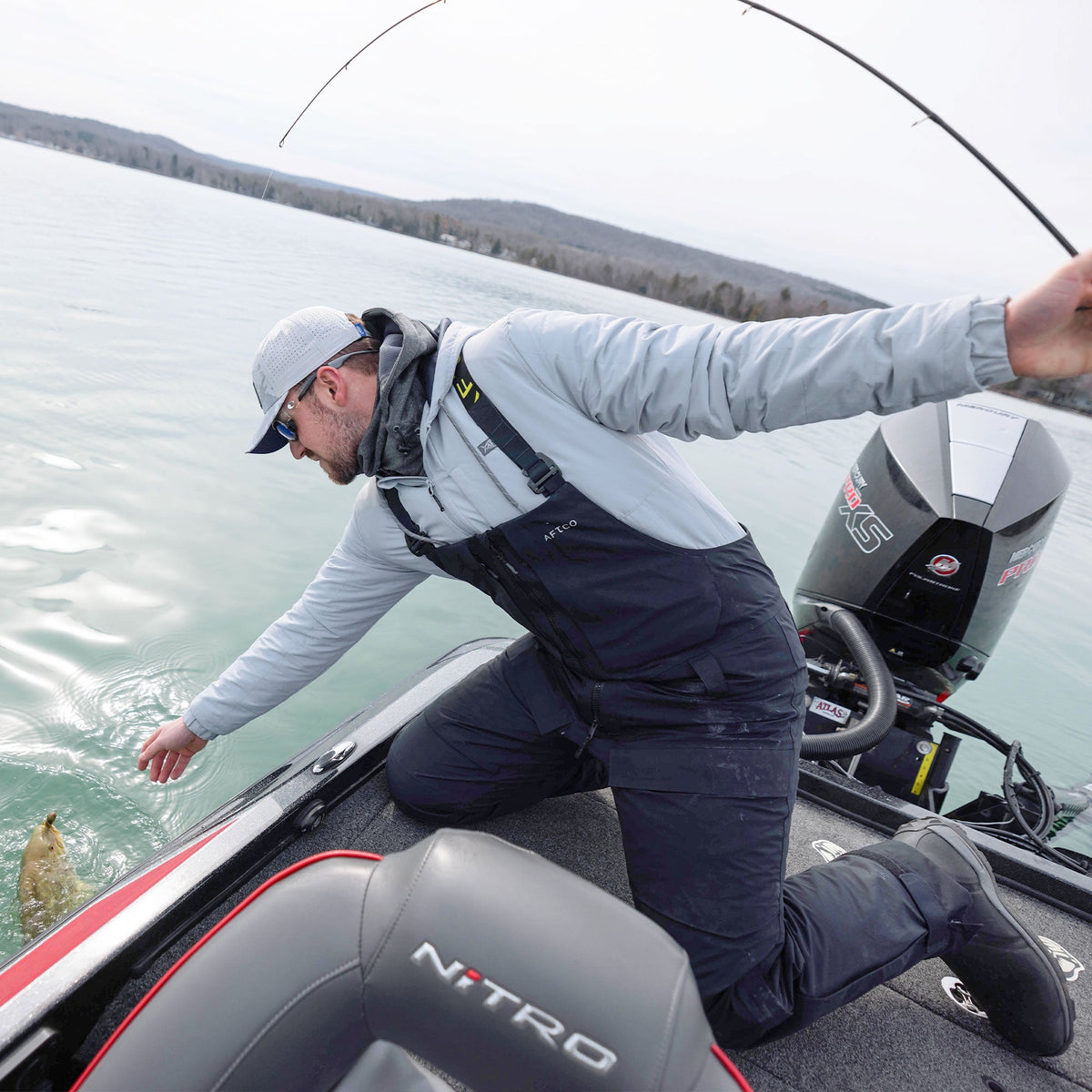 Mens Fortress Fishing Bibs - AFTCO