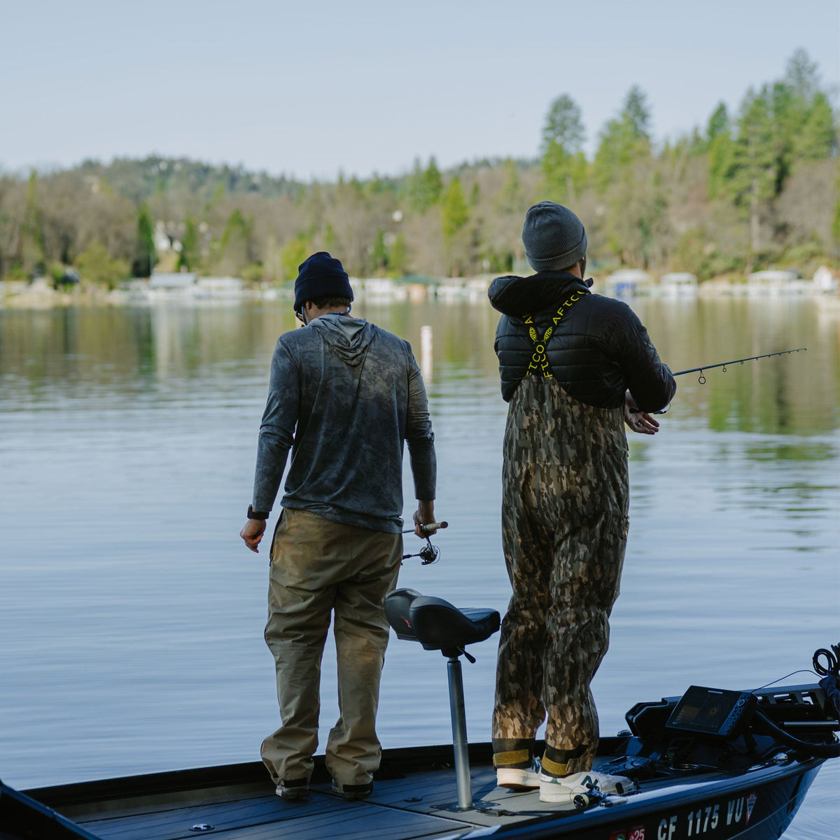 Mens Stormbreaker Fishing Bib - AFTCO