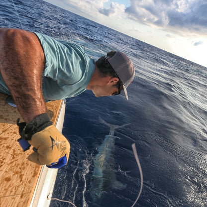 Tackle & Gear|Mens Wire Max Salt Water Fishing Glove - AFTCO