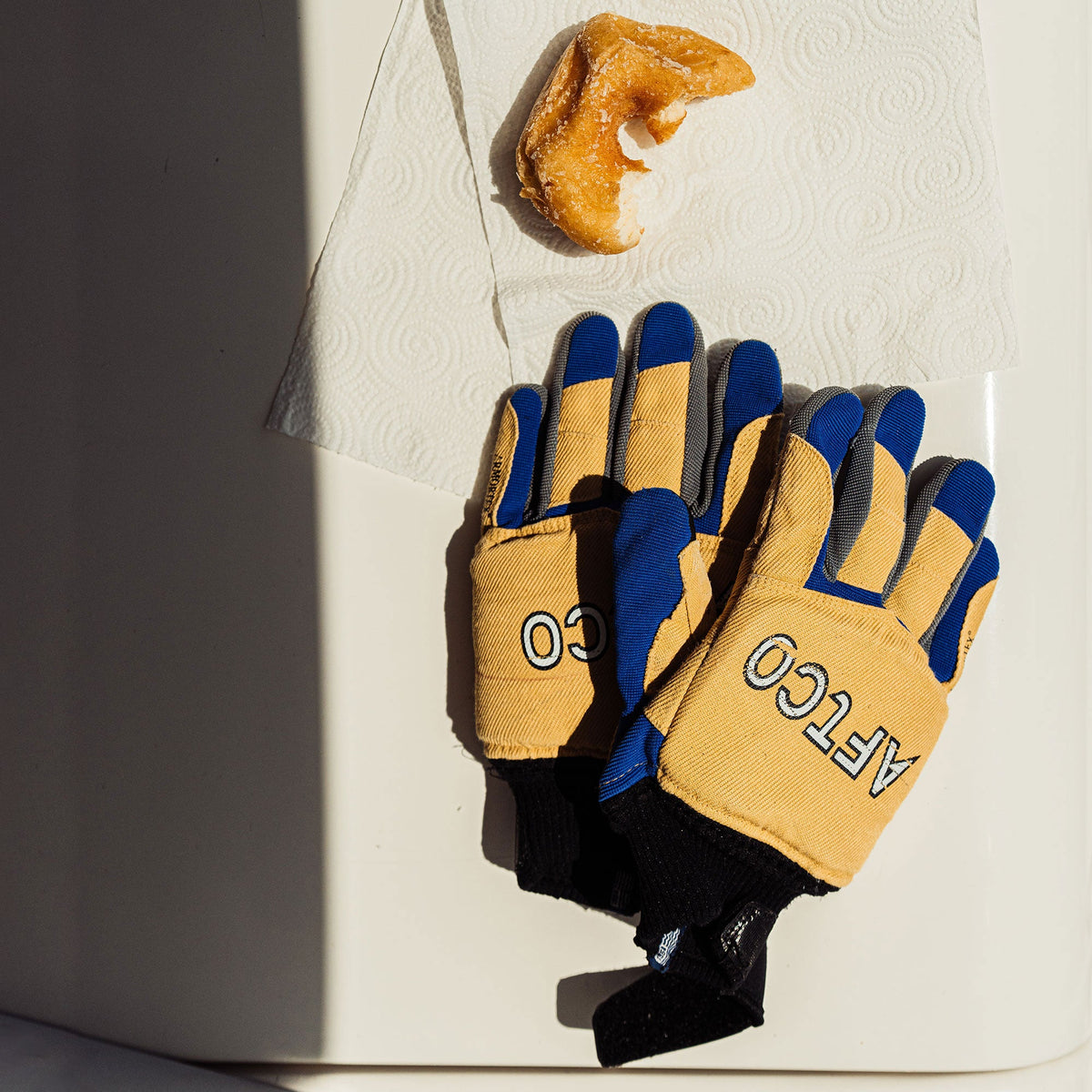Tackle & Gear|Mens Wire Max Salt Water Fishing Glove - AFTCO