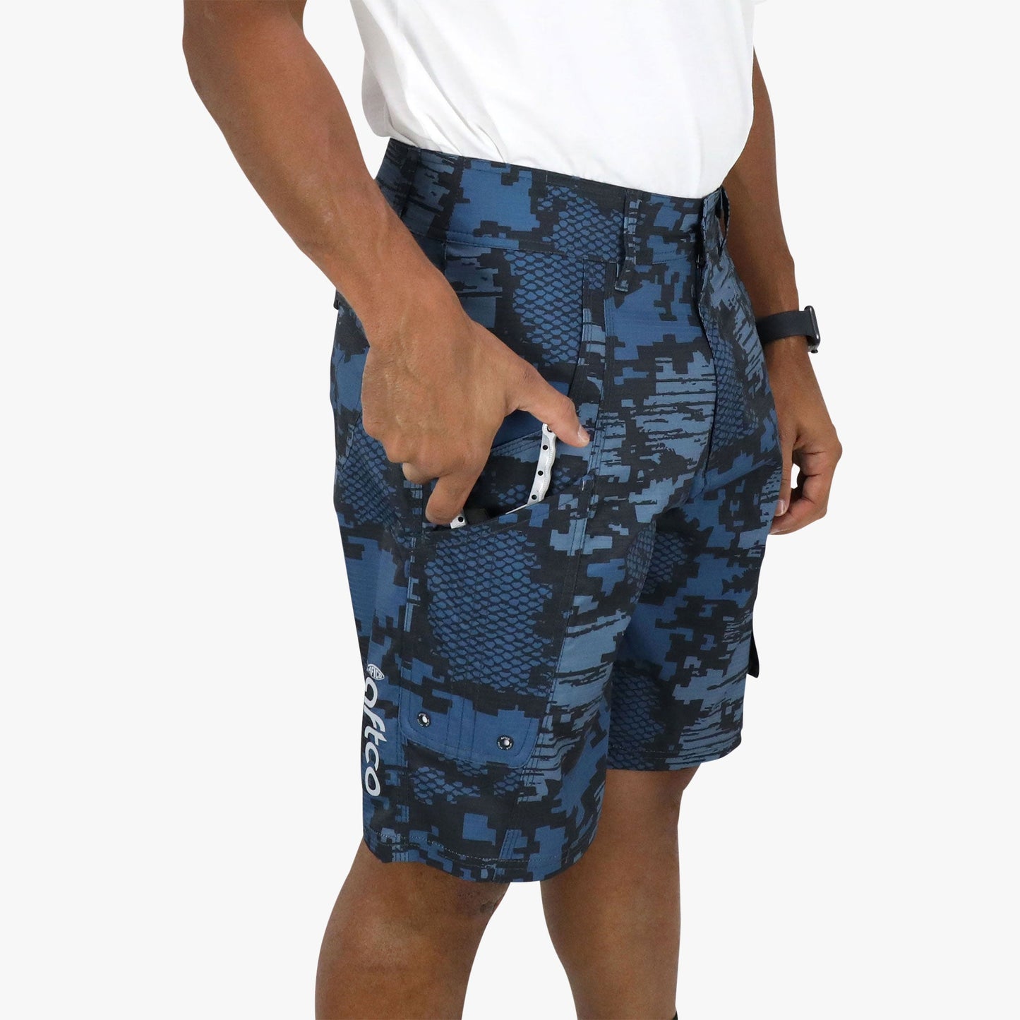 Mens Tactical Camo Fishing Shorts - AFTCO - AFTCO