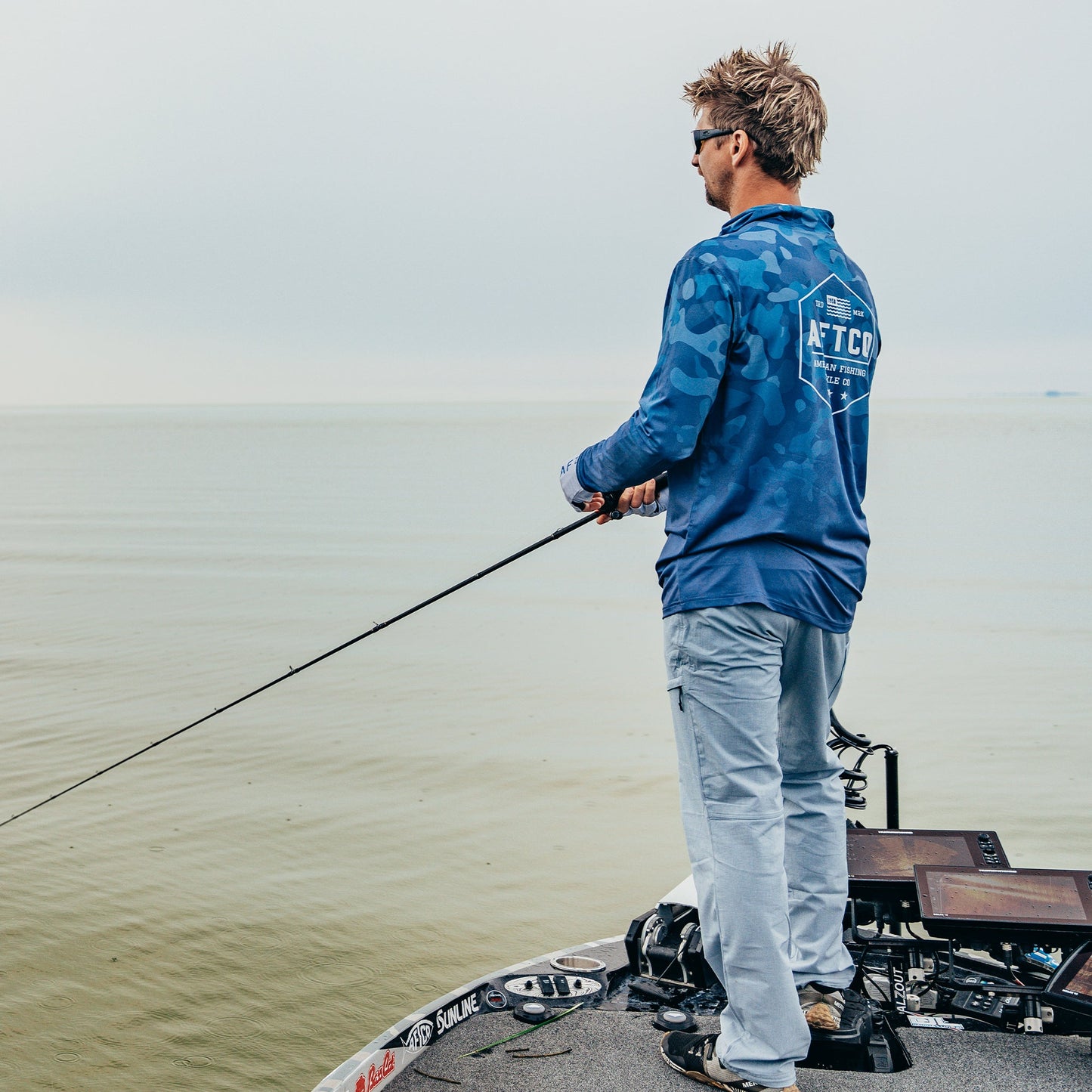 Mens OG Camo UVX LS Hooded Fishing Shirt - AFTCO