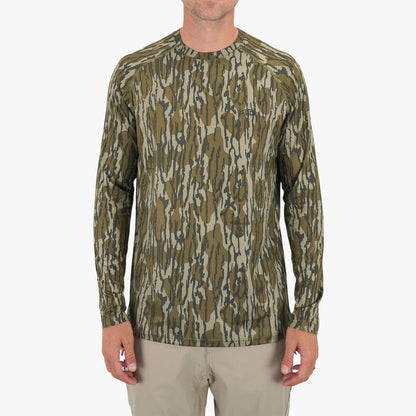 Mens Mossy Oak® Camo LS Performance Shirt - AFTCO