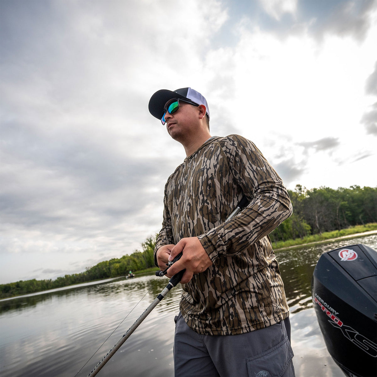 Mens Mossy Oak® Camo LS Performance Shirt - AFTCO
