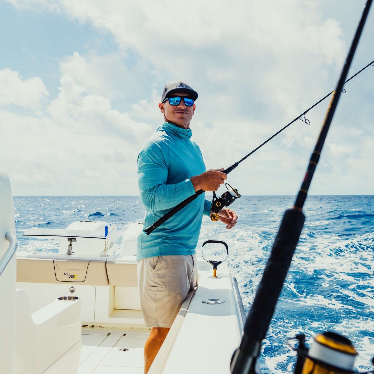 Mens 365 Hybrid Stretch Chino Fishing Shorts - AFTCO