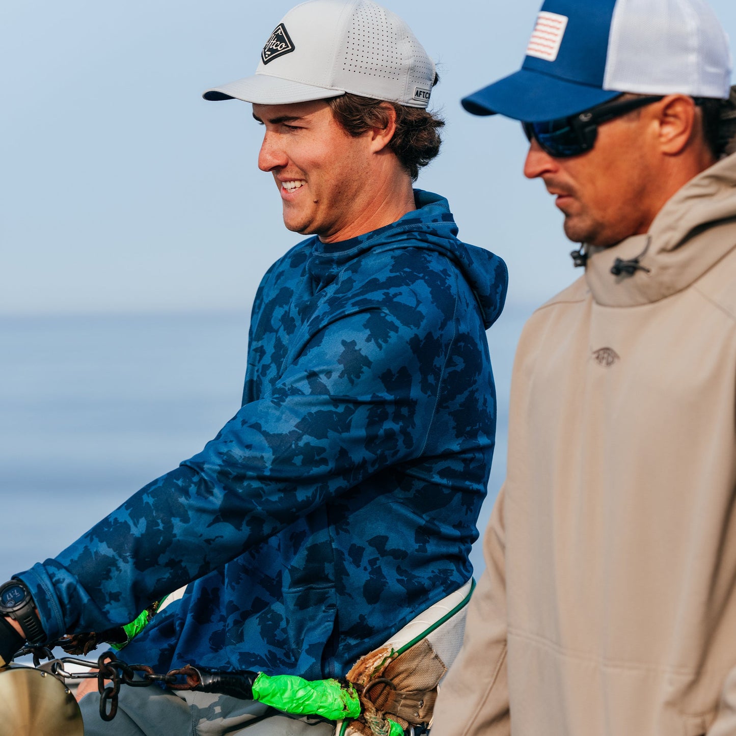 Mens Coastal Layer Printed Camo Fishing Hoodie - AFTCO